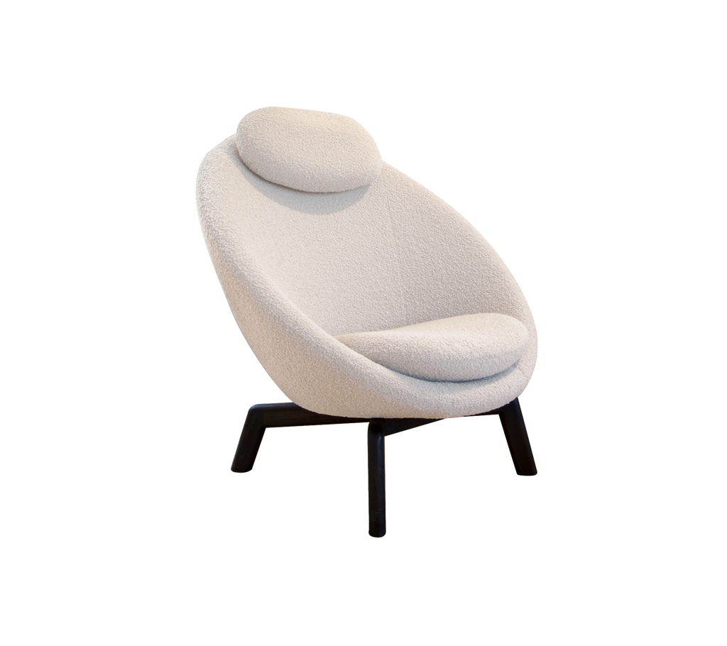 Pace lounge chair