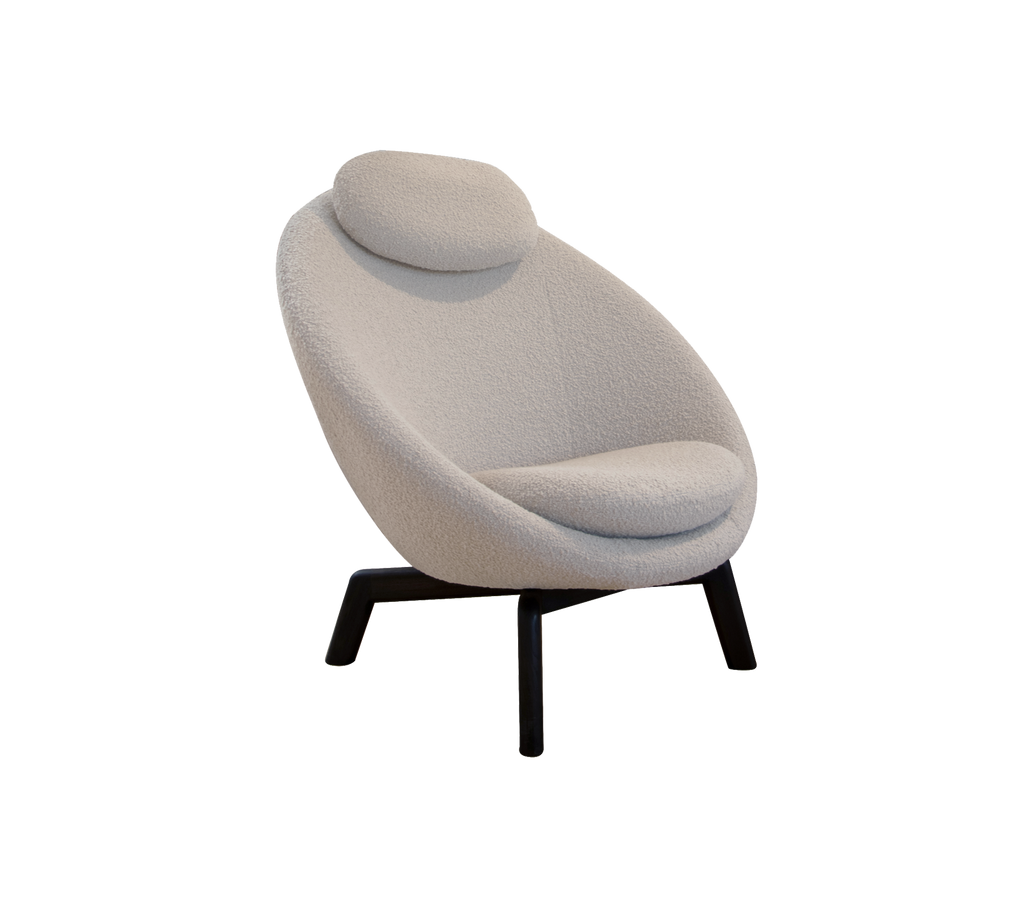 Pace lounge chair